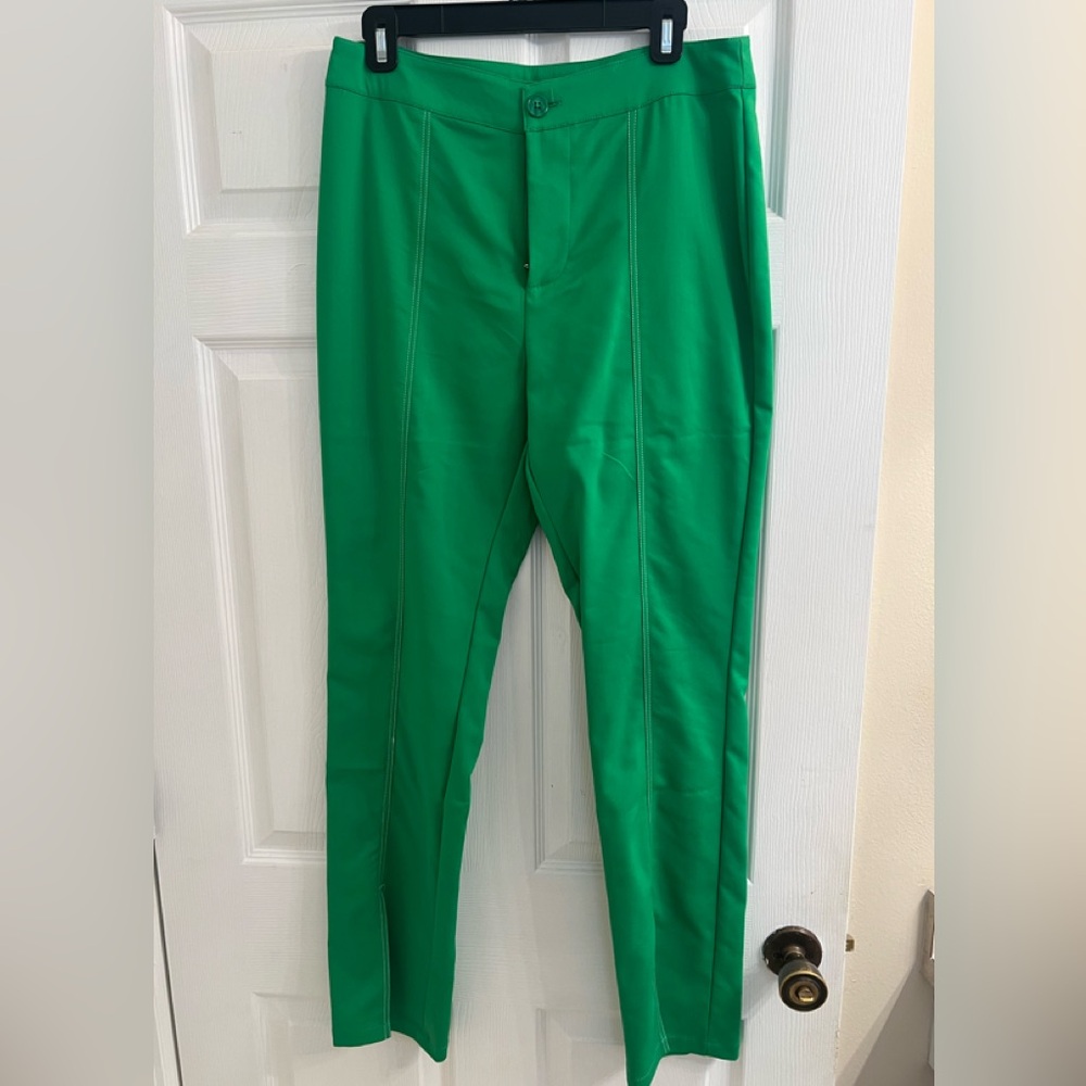 New with tags, Forever 21 Large Green Pants